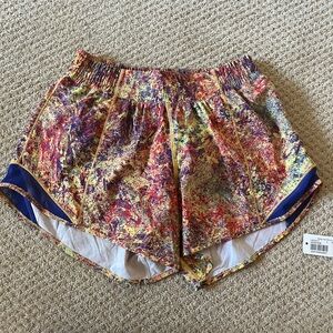 Lululemon Athletica Seawheeze 2019 Hotty Hot Short Size 4, 4”inseam